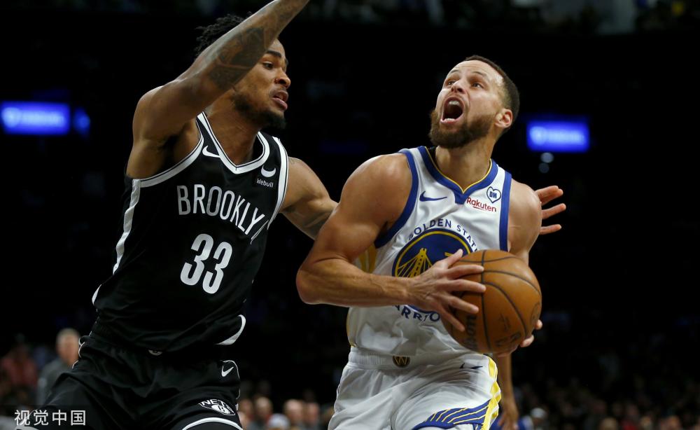 她们均表现 她们均表现